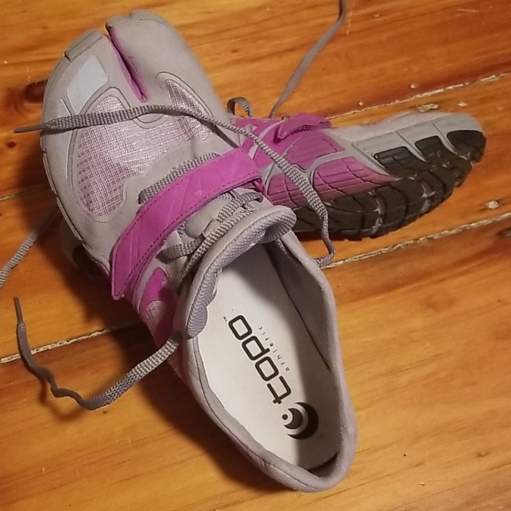 Topo Sneakers